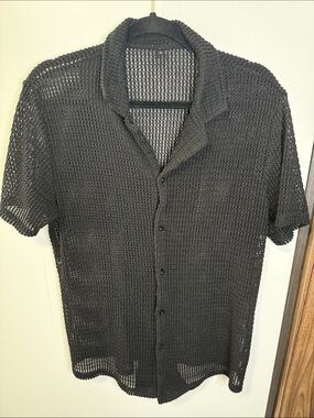 Men's Black Knit Short-Sleeve Button Shirt
